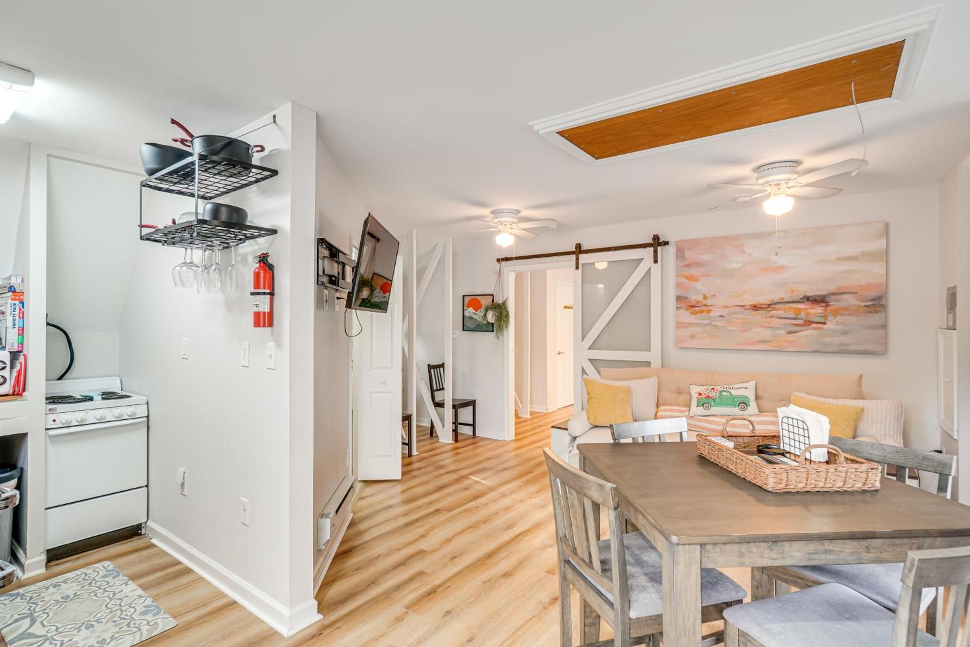 Epic Brunswick Apartment, Deck With Private Hot Tub! Exterior photo